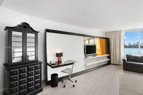 1100 West Avenue Miami Beach FL 33139