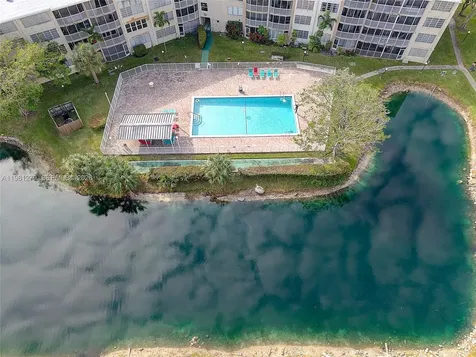 1690 NE 191st Street Miami FL 33179