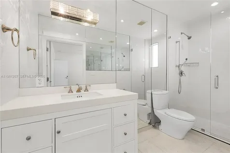 20205 W Oak Haven Circle Miami FL 33179