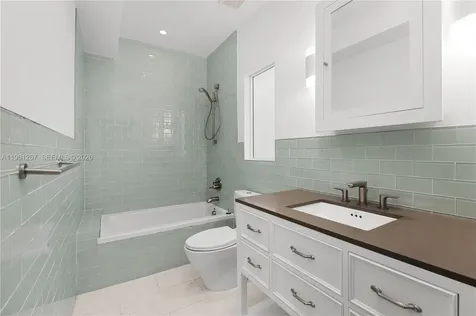 20205 W Oak Haven Circle Miami FL 33179