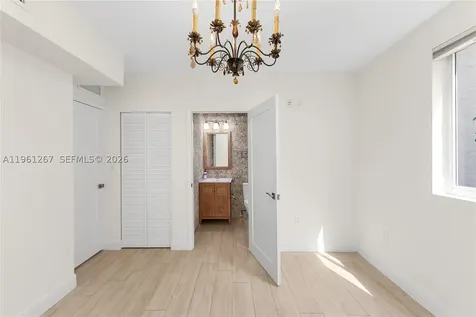 20205 W Oak Haven Circle Miami FL 33179