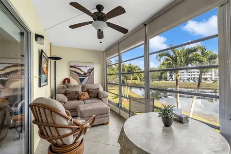 2051 N Newport N Deerfield Beach FL 33442