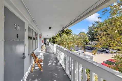 316 Tilford O Deerfield Beach FL 33442