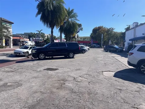 1305 SW 8th Street Miami FL 33135