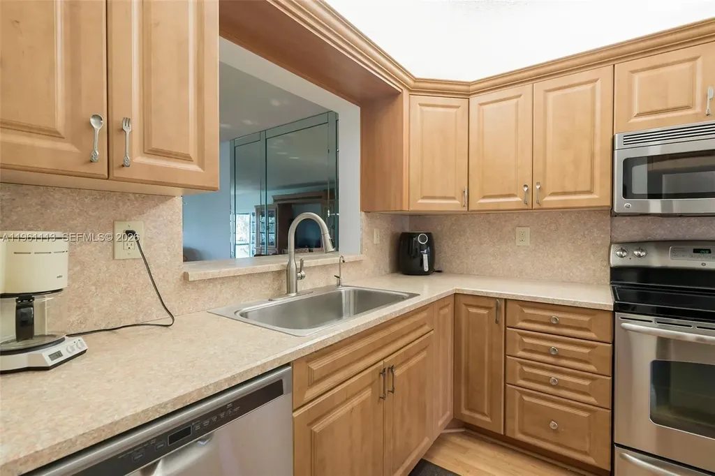 5710 Princess Palm Court Delray Beach FL 33484