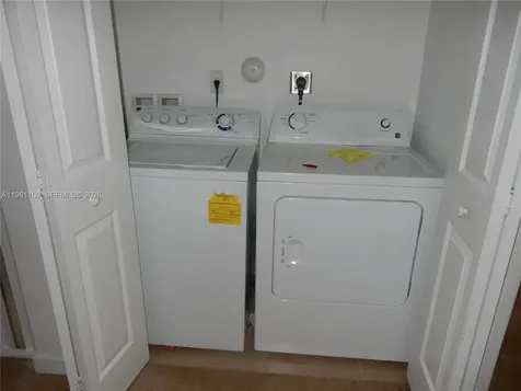 3467 W 89th Terrace Hialeah FL 33018