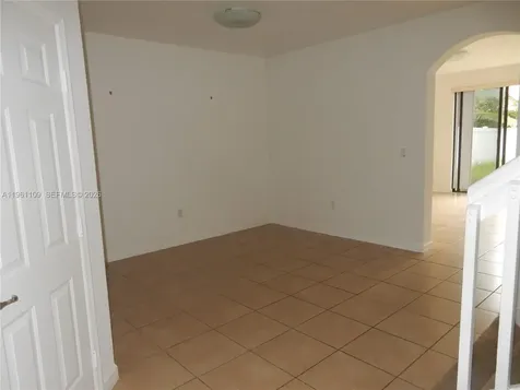 3467 W 89th Terrace Hialeah FL 33018