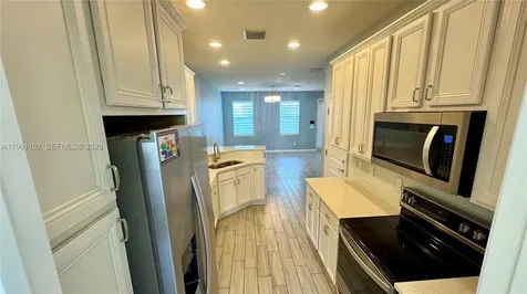 3973 Poinciana Lane Hollywood FL 33021