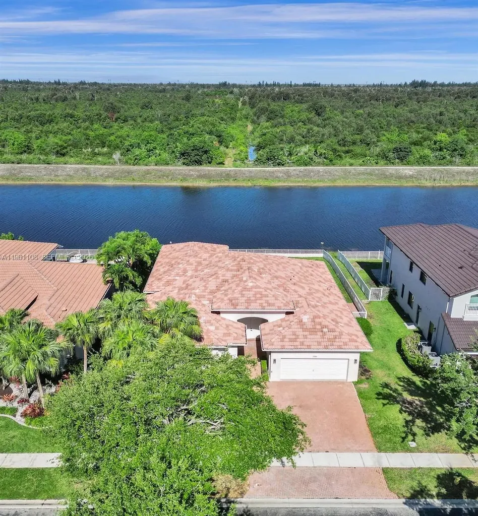 3360 SW 195th Terrace Miramar FL 33029