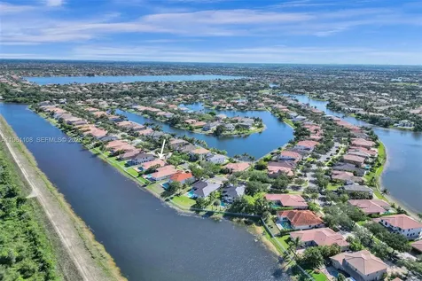 3360 SW 195th Terrace Miramar FL 33029