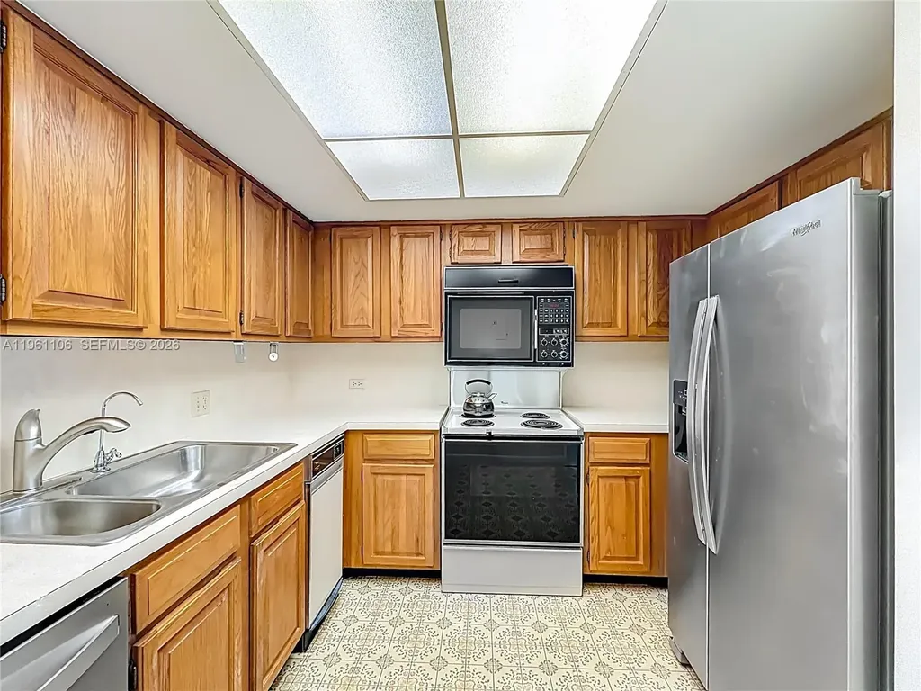 1710 S Ocean Lane Fort Lauderdale FL 33316