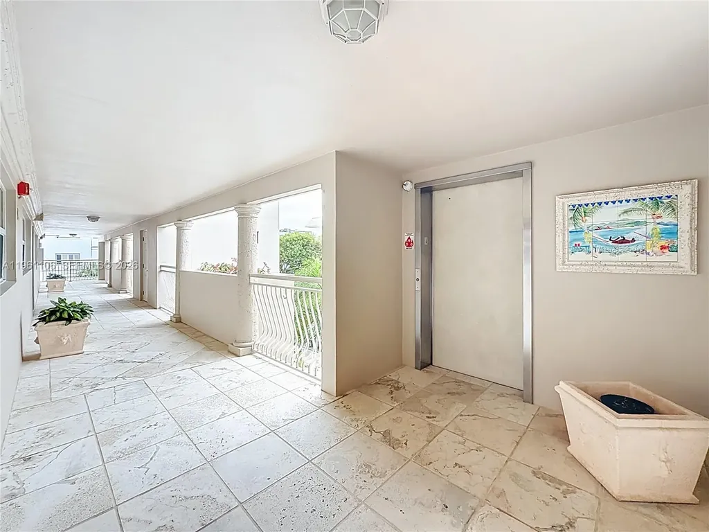 1710 S Ocean Lane Fort Lauderdale FL 33316