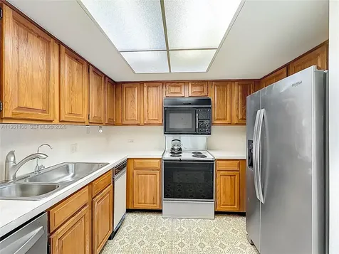 1710 S Ocean Lane Fort Lauderdale FL 33316