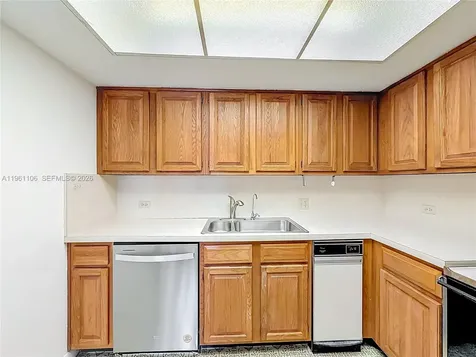 1710 S Ocean Lane Fort Lauderdale FL 33316