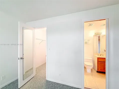 1710 S Ocean Lane Fort Lauderdale FL 33316