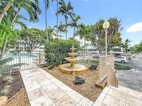 1710 S Ocean Lane Fort Lauderdale FL 33316