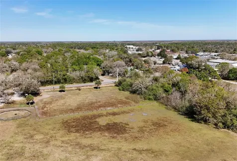 448 NW 34th Street Okeechobee FL 34972