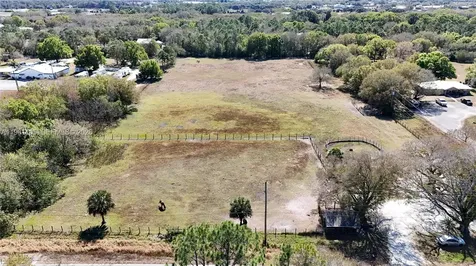 448 NW 34th Street Okeechobee FL 34972