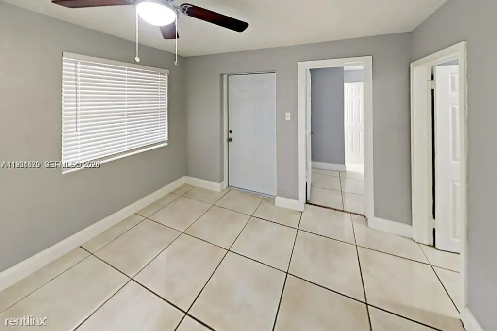 1107 SW 22nd Terrace Fort Lauderdale FL 33312