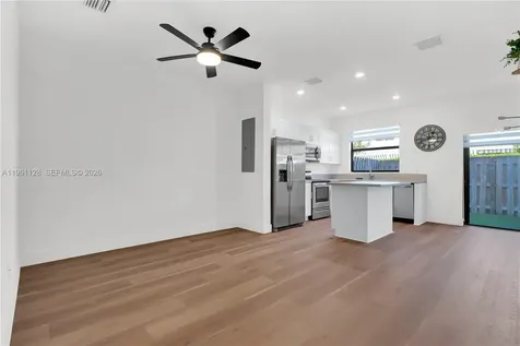 859 NE 211th Street Miami FL 33179