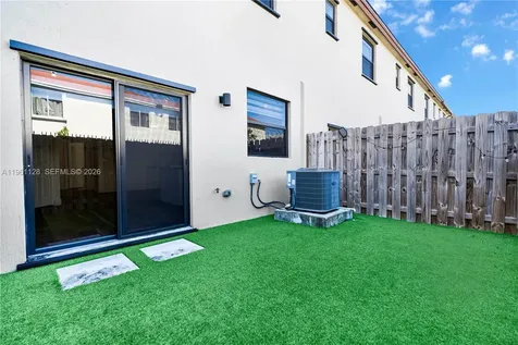 859 NE 211th Street Miami FL 33179
