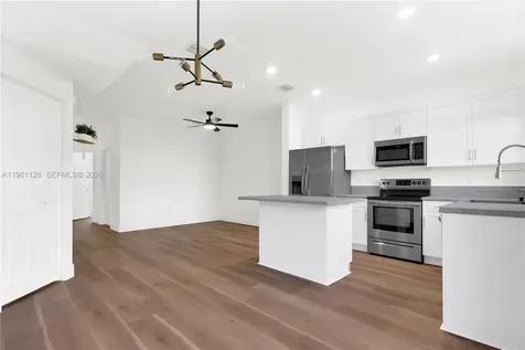 859 NE 211th Street Miami FL 33179