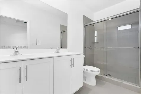 859 NE 211th Street Miami FL 33179