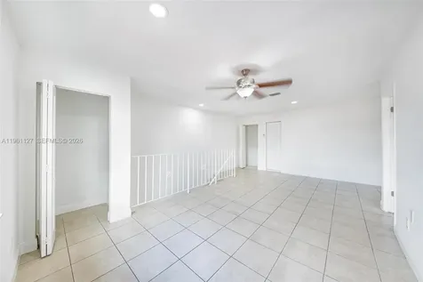 1283 W 42nd Street Hialeah FL 33012