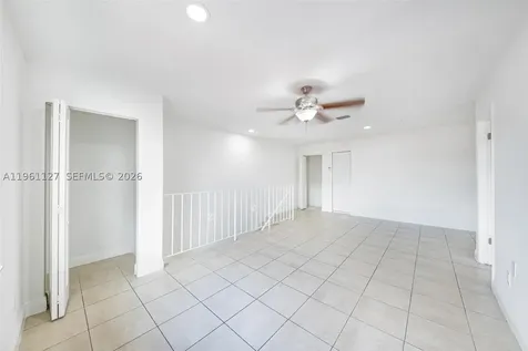 1283 W 42nd Street Hialeah FL 33012