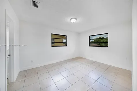 1283 W 42nd Street Hialeah FL 33012