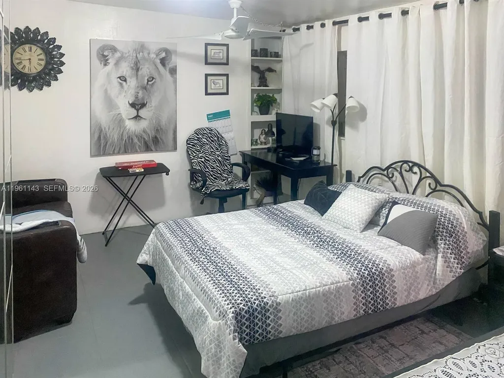 2200 SW 42nd Way Fort Lauderdale FL 33317