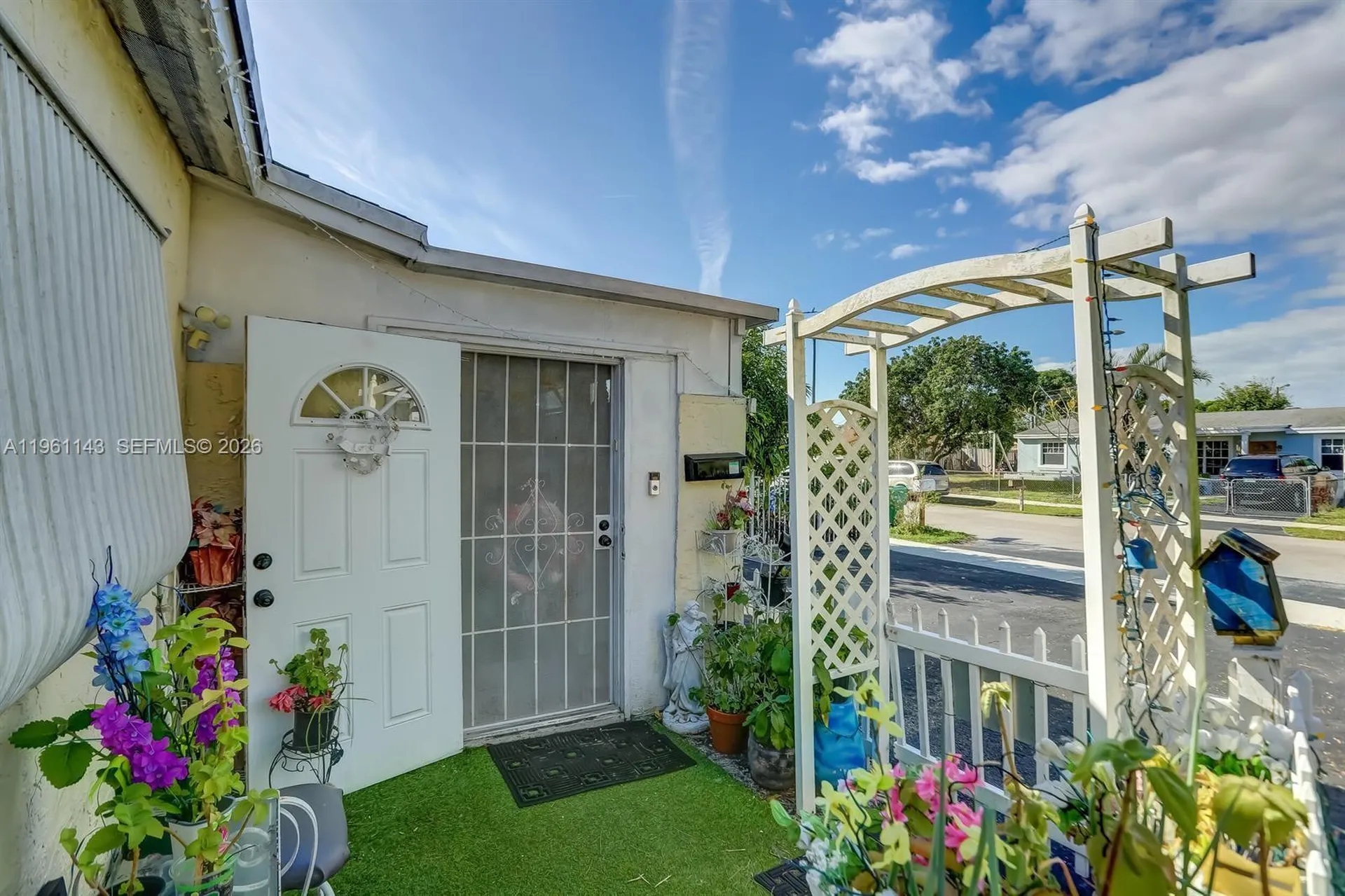 2200 SW 42nd Way Fort Lauderdale FL 33317