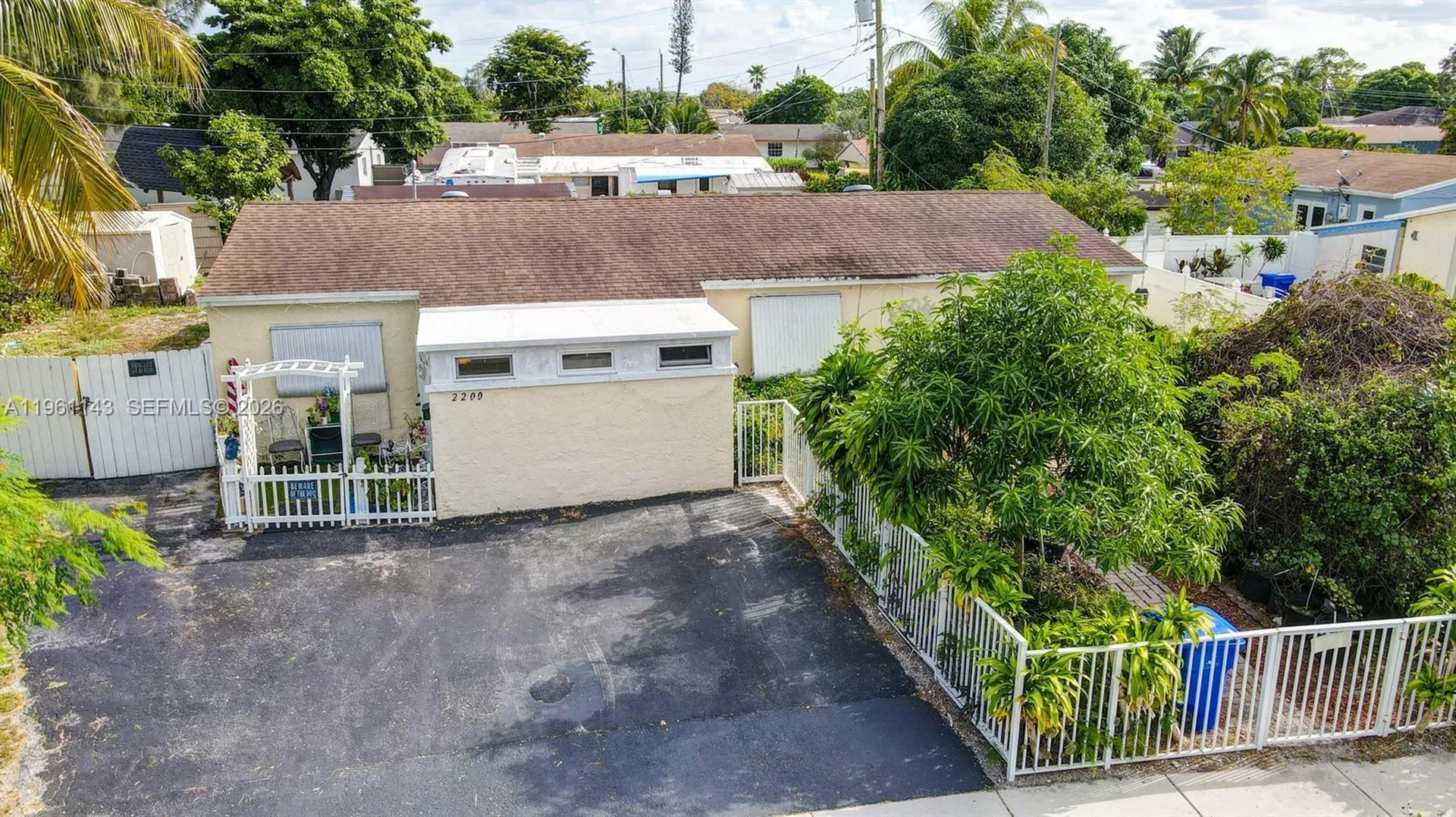 2200 SW 42nd Way Fort Lauderdale FL 33317