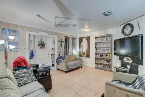 2200 SW 42nd Way Fort Lauderdale FL 33317