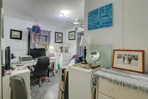 2200 SW 42nd Way Fort Lauderdale FL 33317