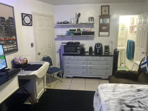 2200 SW 42nd Way Fort Lauderdale FL 33317