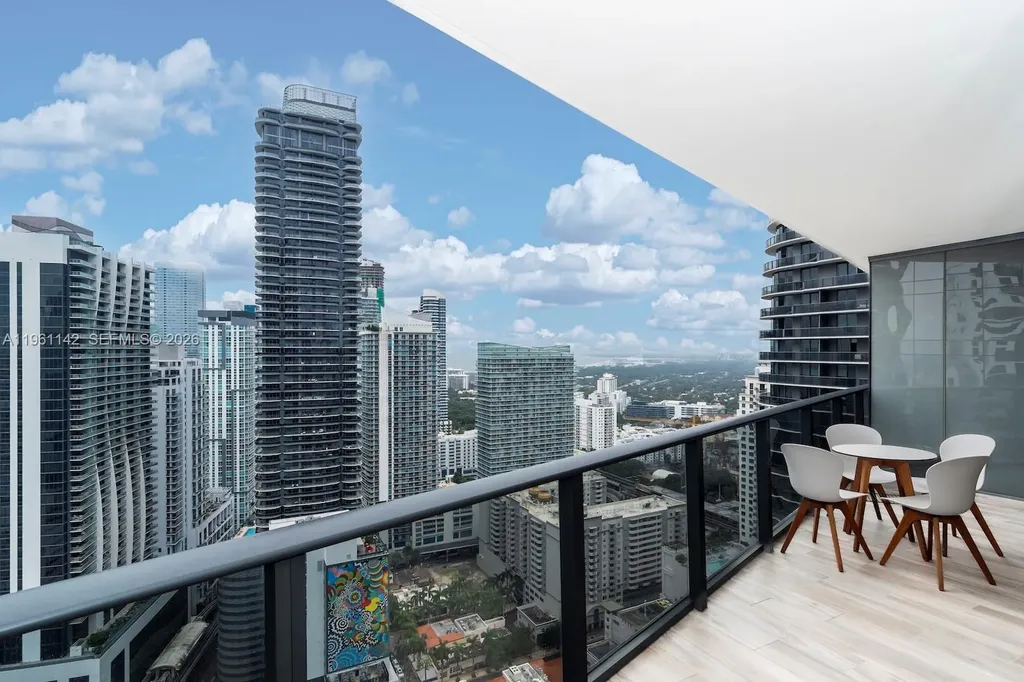 801 S Miami Avenue Miami FL 33130