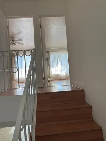 1284 NE 191 North Miami Beach FL 33179