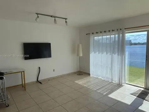 1284 NE 191 North Miami Beach FL 33179