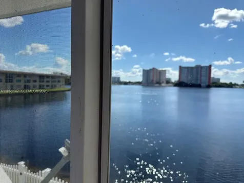 1284 NE 191 North Miami Beach FL 33179