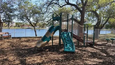 3700 N 56th Avenue Hollywood FL 33021