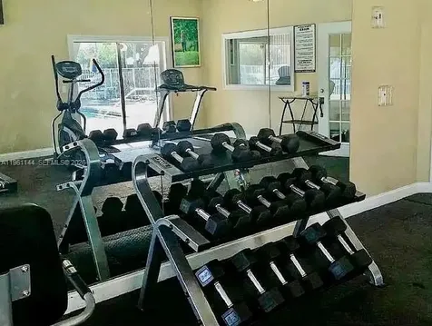 3700 N 56th Avenue Hollywood FL 33021