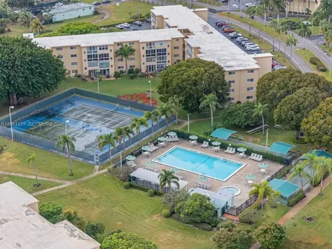 2601 NE 3rd Court Boynton Beach FL 33435