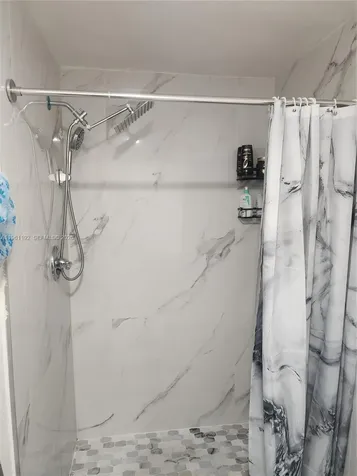 8355 NW 21st Avenue Miami FL 33147
