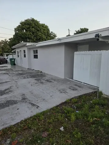 8355 NW 21st Avenue Miami FL 33147