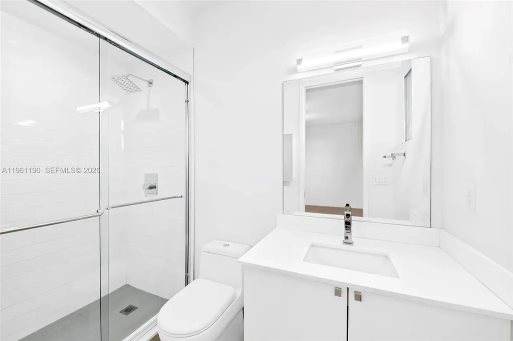 811 NE 17th Way Fort Lauderdale FL 33304