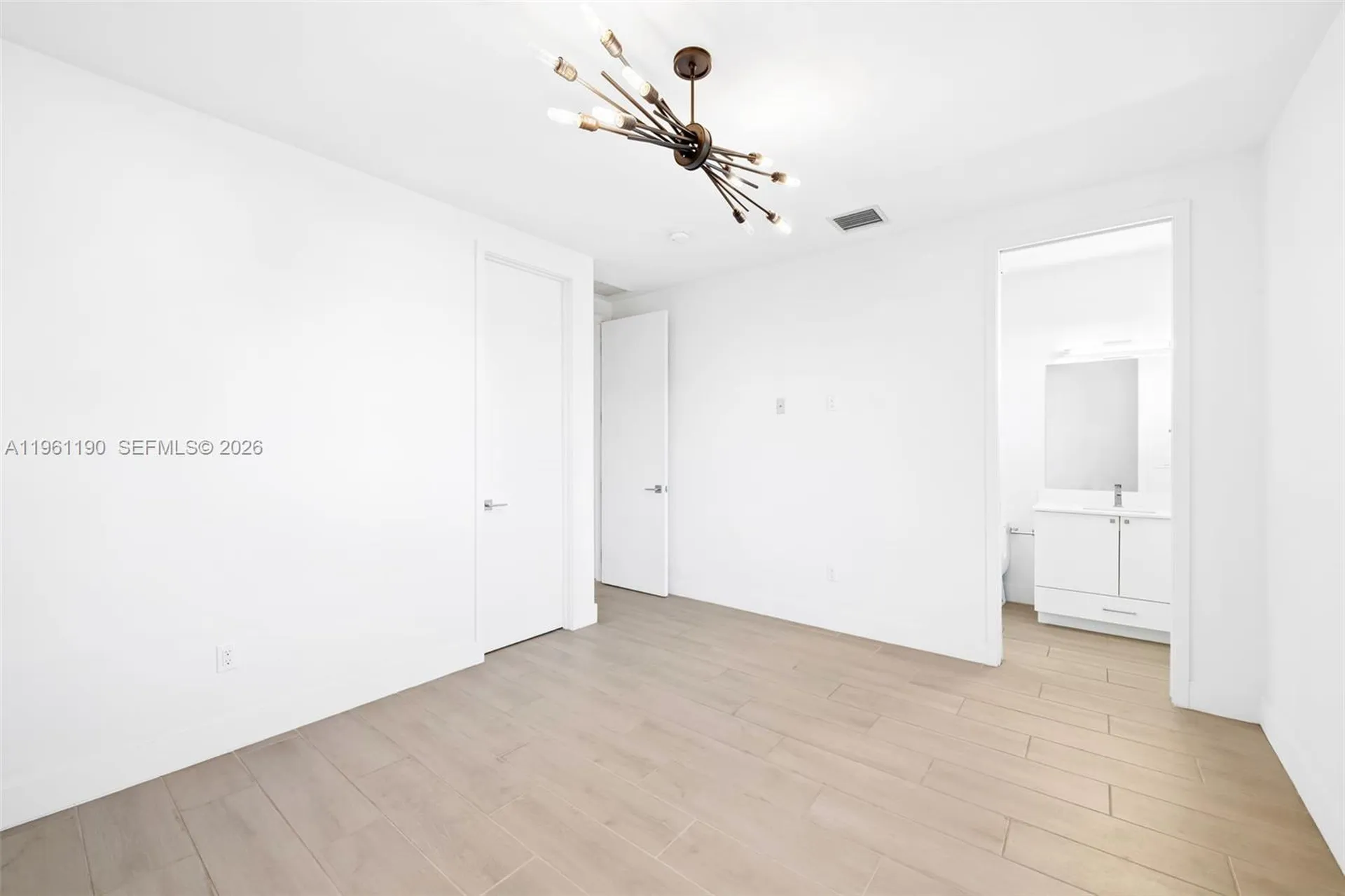 811 NE 17th Way Fort Lauderdale FL 33304