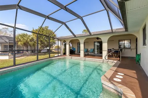 2137 Ryan Boulevard Punta Gorda FL 33950