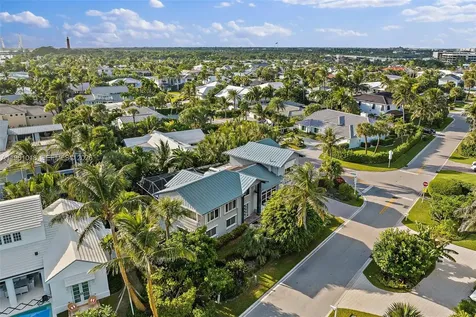 219 Colony Road Jupiter Inlet Colony FL 33469