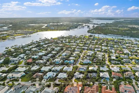 219 Colony Road Jupiter Inlet Colony FL 33469